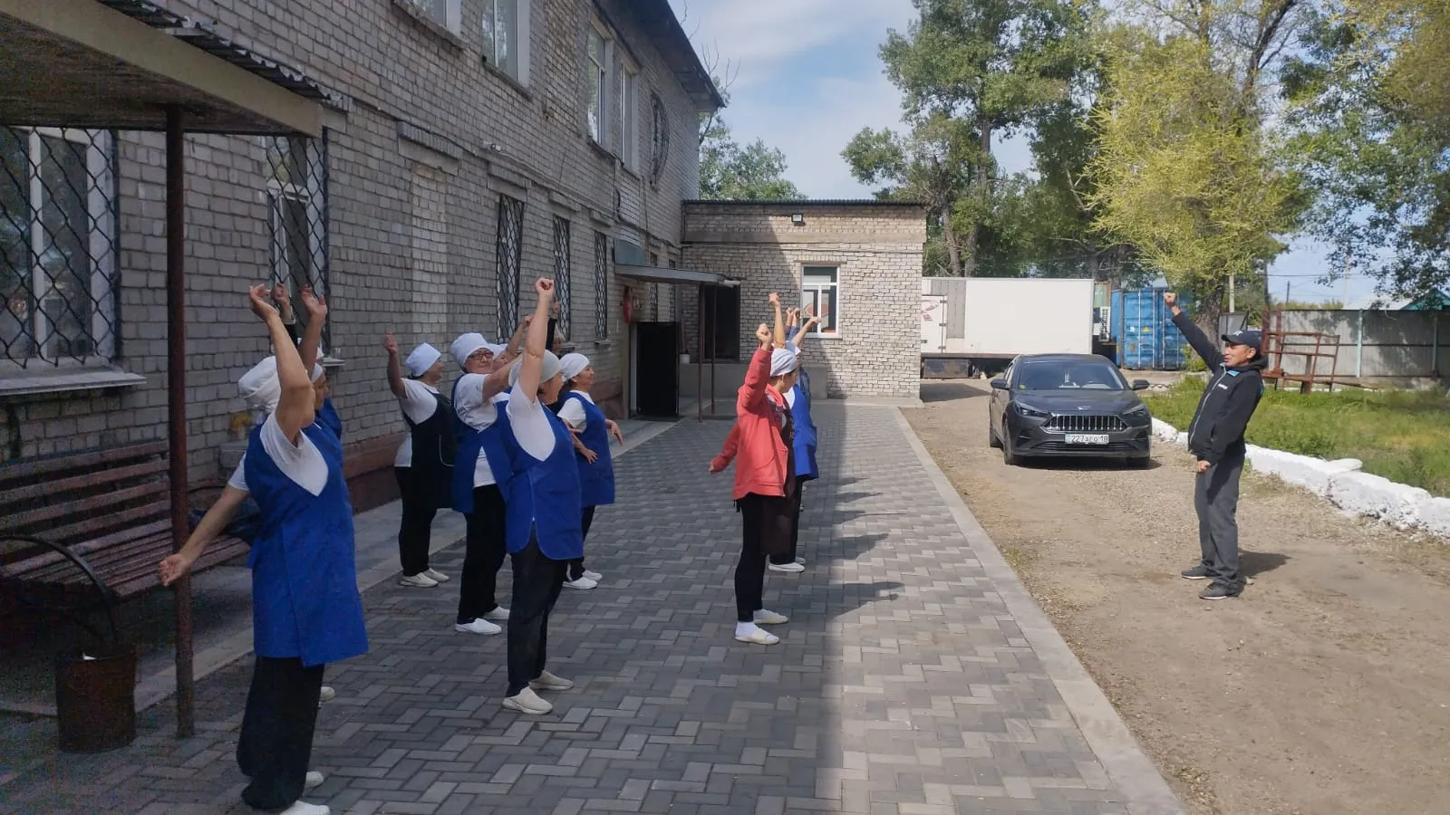 Сергектік – табыстың кепілі: «Адал Ас» ұжымы таңды жаттығумен бастайды