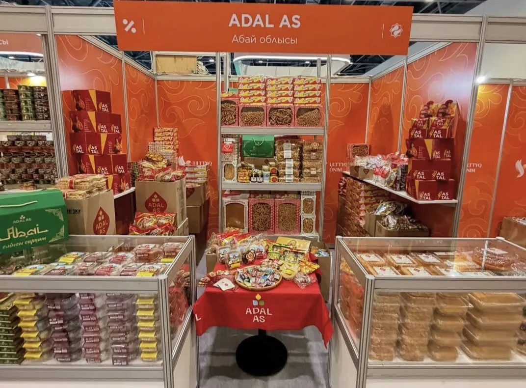 «Адал ас» ұлттық өнімдері EXPO көрмесінде таныстырылуда